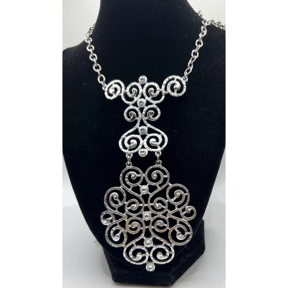 Vintage Caroline Emmons Chantilly Open Work Pendant Silver Tone 5